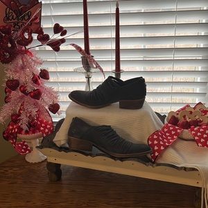 Matisse
Coconuts Gray Low Booties - Women's  size 8.5